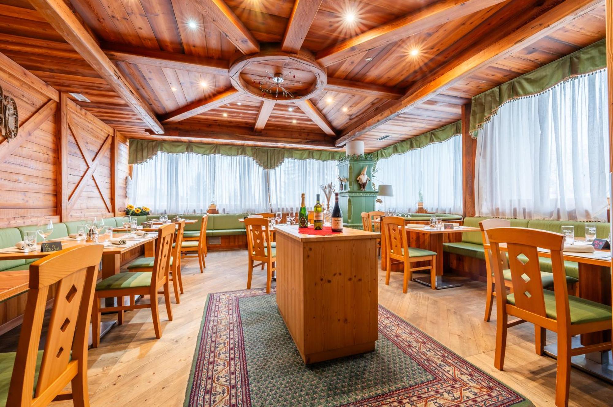 Alpine Mugon Hotel Vason Buitenkant foto