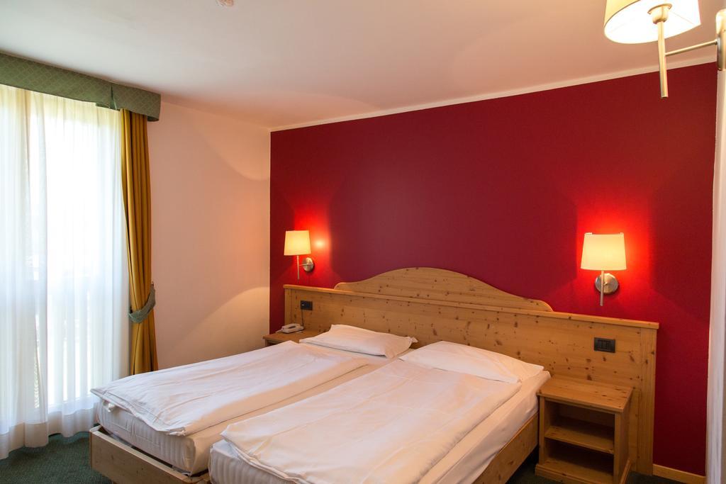 Alpine Mugon Hotel Vason Buitenkant foto