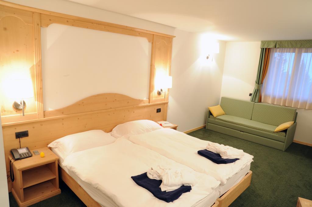 Alpine Mugon Hotel Vason Kamer foto